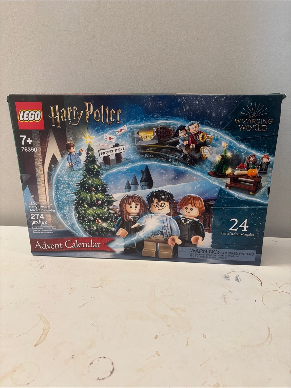 Retired 2022 New Lego Harry Potter Advent Calendar - Blue, Green, White
